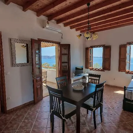 Allotina Houses Hotel