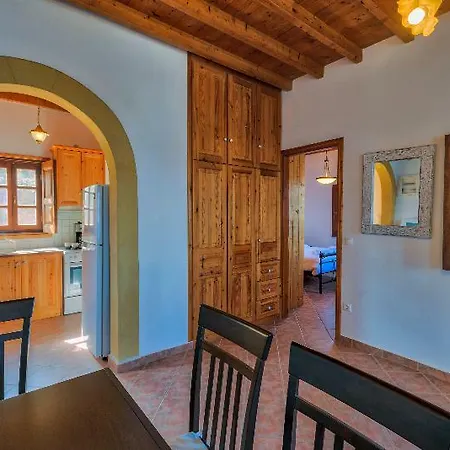 Allotina Houses Hotel *